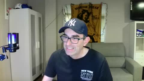 Snapshot of kalem48 chatting on 01-24-25, 05:11 MusicMen49 online show from 01-24-25, 05:11