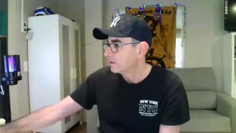 Snapshot of kalem48 chatting on 02-16-25, 10:32 MusicMen49 online show from 02-16-25, 10:32