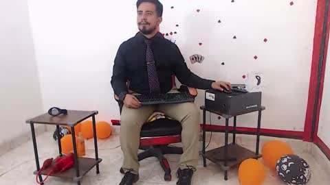 Kaleth online show from 11-10-25, 02:43