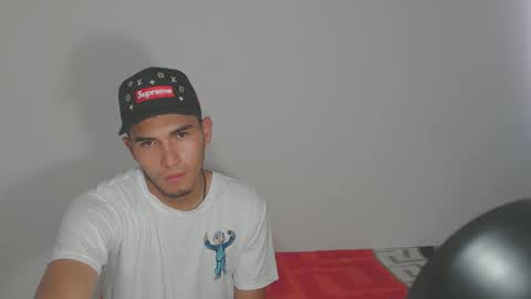 Snapshot of kalifah_ chatting on 04-09-26, 12:32 kalifah_ online show from 04-09-26, 12:32