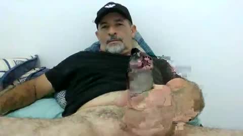 kaliu2021 online show from 10-29-25, 06:59