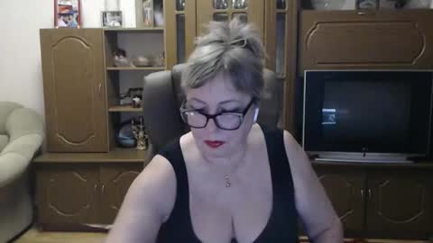 Snapshot of kalliiina chatting on 12-21-25, 07:59 kalliiina online show from 12-21-25, 07:59