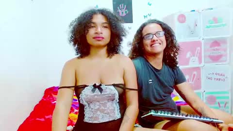 Dante and Carolina independient model online show from 02-04-25, 03:00