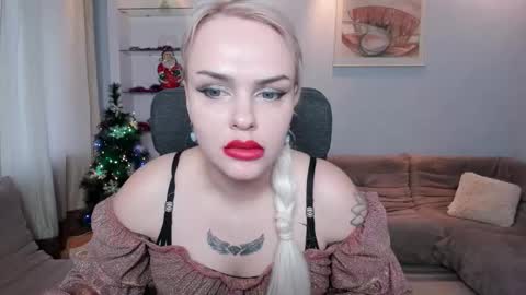 Camila online show from 12-22-25, 06:32