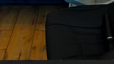 kamilahot25 online show from 01-06-25, 12:59