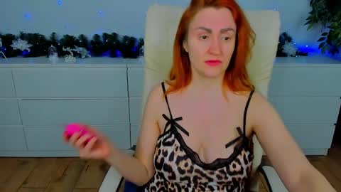kamilahot25 online show from 01-10-25, 02:02