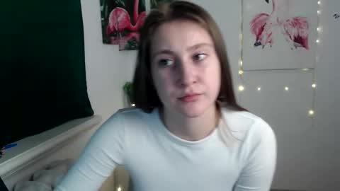 Snapshot of kamilla_love_ chatting on 10-15-25, 12:38 kamilla_love_ online show from 10-15-25, 12:38