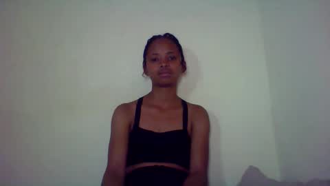 kamillah69 online show from 11-16-25, 12:44