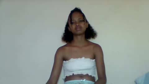 kamillah69 online show from 01-07-26, 08:06