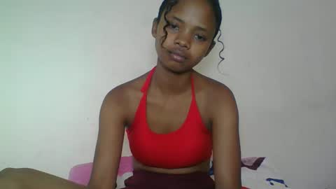 Snapshot of kamillah69 chatting on 02-23-26, 08:33 kamillah69 online show from 02-23-26, 08:33