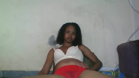 Snapshot of kamillah69 chatting on 03-12-26, 07:36 kamillah69 online show from 03-12-26, 07:36