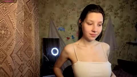 Snapshot of kamisalling chatting on 02-19-26, 01:12 Mari Simmons online show from 02-19-26, 01:12