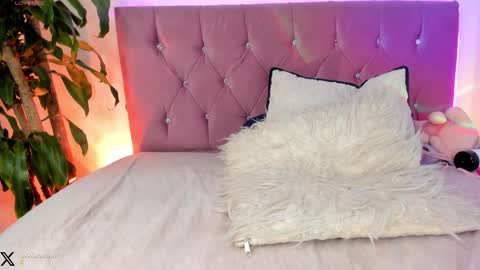  Kanao uwu online show from 12-19-24, 10:53
