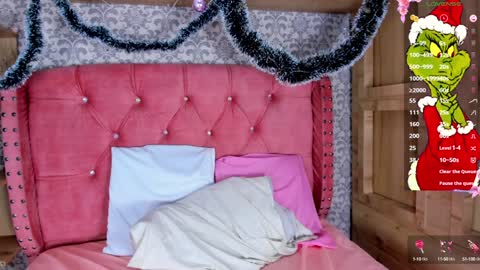 hello  Im Danni online show from 12-29-24, 08:33