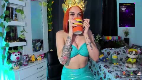 hello  Im Danni online show from 12-21-25, 11:50