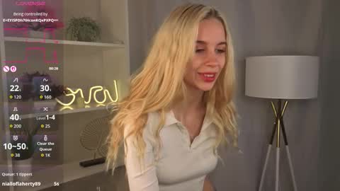 Snapshot of kaneshacornick chatting on 10-03-25, 03:25 Alice online show from 10-03-25, 03:25