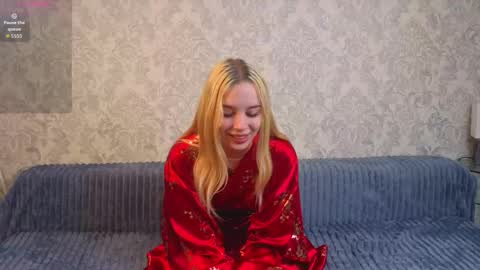 Snapshot of kaneshacornick chatting on 10-15-25, 03:17 Alice online show from 10-15-25, 03:17