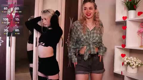 Snapshot of kaneshacornick chatting on 11-15-25, 04:14 Alice online show from 11-15-25, 04:14