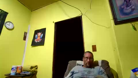 kansasfarmer1 online show from 10-10-25, 01:59