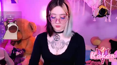 kakao chan online show from 10-28-25, 04:27