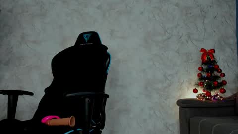 Emma online show from 01-06-25, 04:04