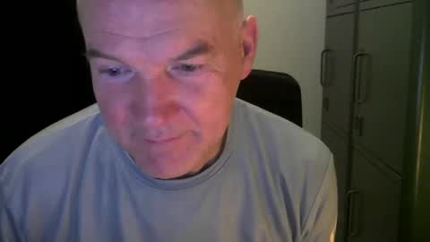 Robbie online show from 01-24-25, 06:14