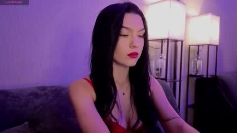 Snapshot of kara_life chatting on 12-17-25, 02:06 kara_life online show from 12-17-25, 02:06