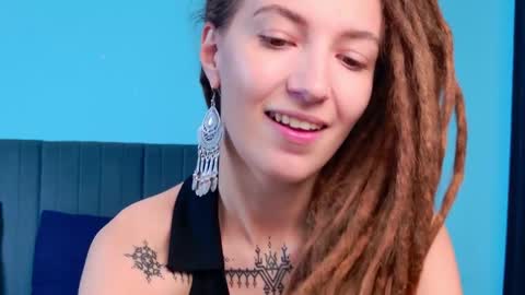 Kara online show from 10-19-25, 07:36