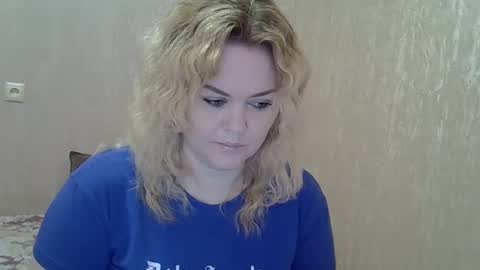 karennelsonx online show from 02-20-25, 09:22