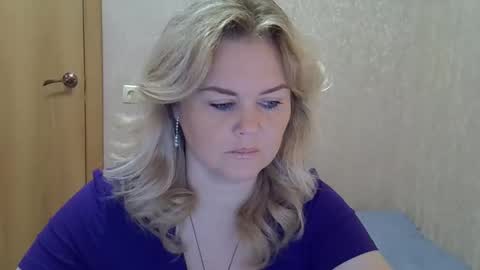 karennelsonx online show from 10-06-25, 07:28