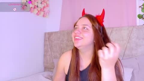 Snapshot of kariina_wong chatting on 11-14-25, 08:29 kariina_wong online show from 11-14-25, 08:29