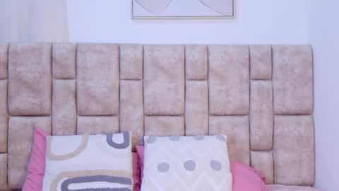 Snapshot of kariina_wong chatting on 11-26-25, 09:27 kariina_wong online show from 11-26-25, 09:27