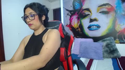 Snapshot of karime_sexygirl chatting on 01-08-25, 05:48 Karime online show from 01-08-25, 05:48