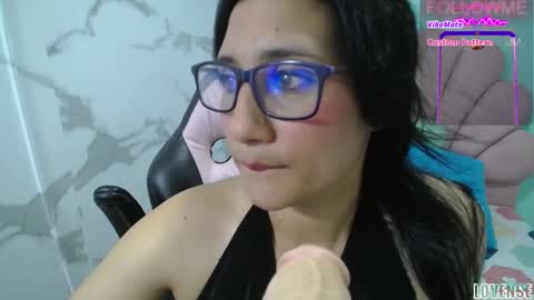Snapshot of karime_sexygirl chatting on 02-26-25, 07:05 Karime online show from 02-26-25, 07:05