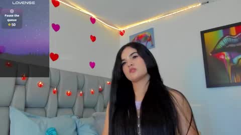 Karin    online show from 03-07-25, 05:40