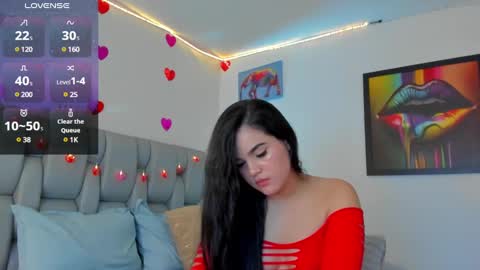 Karin    online show from 03-08-25, 08:33