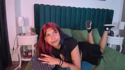 Karina online show from 02-14-25, 08:31