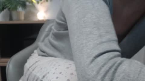 You can call me K  online show from 10-17-25, 06:16