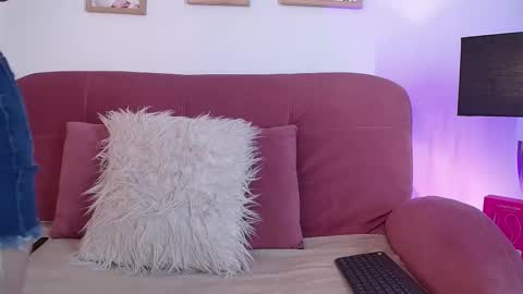 Snapshot of karina2smith chatting on 10-24-25, 04:47 karina online show from 10-24-25, 04:47