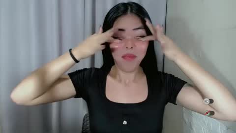 Snapshot of karina_fuckdoll chatting on 01-29-25, 03:15 I AM BELLE online show from 01-29-25, 03:15