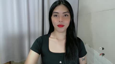 Snapshot of karina_fuckdoll chatting on 01-31-25, 12:51 I AM BELLE online show from 01-31-25, 12:51