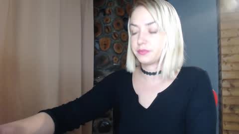 karina online show from 01-16-25, 03:34