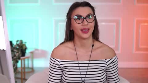 Karina online show from 11-24-25, 09:31