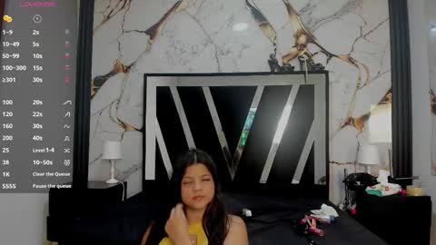 KarinaSimonz online show from 09-30-25, 07:41
