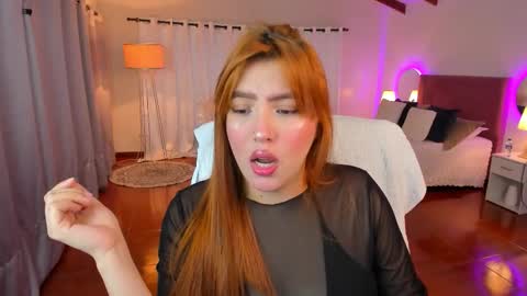 Snapshot of karla_hill_28 chatting on 09-14-25, 04:33 Karlita online show from 09-14-25, 04:33