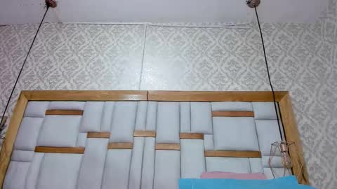 karolina  online show from 10-27-25, 07:18