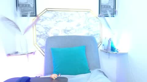 Karla online show from 02-11-26, 01:49