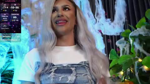 Snapshot of karlabart chatting on 10-21-25, 08:09 KarlaBart online show from 10-21-25, 08:09