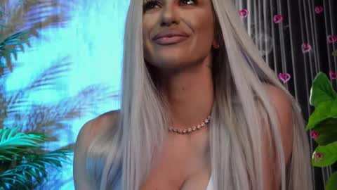 Snapshot of karlabart chatting on 11-02-25, 09:06 KarlaBart online show from 11-02-25, 09:06