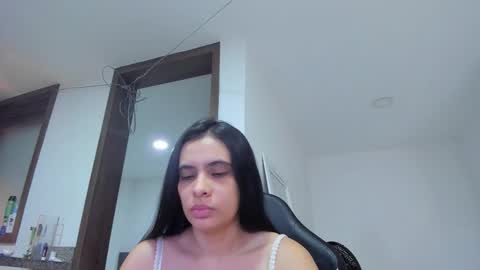 karlavx_01 online show from 10-10-25, 10:20